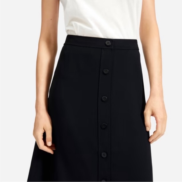 Everlane Japanese GoWeave Circle Skirt, Black, Size 8 - Picture 3 of 8